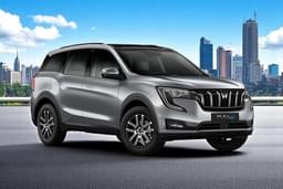 Mahindra Xuv700 Color Napoli Black   Dazzling Silver (dual Tone)